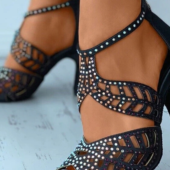 Chic Black Rhinestone Heels - Picture 3 of 7